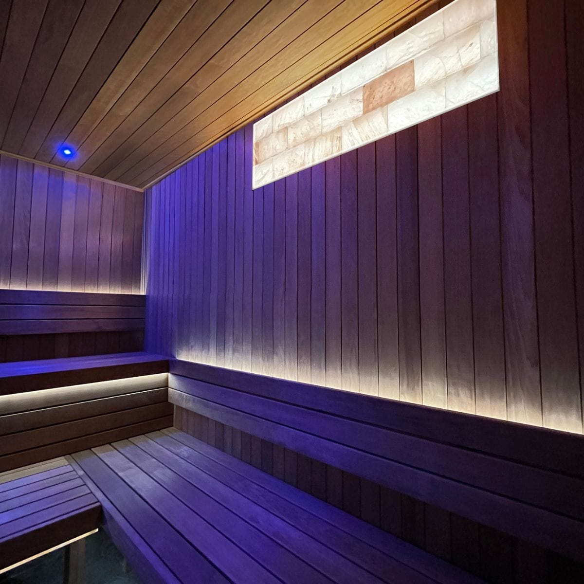 The calming ambiance created by the salt light's glow contributes to stress reduction and promotes relaxation during sauna sessions