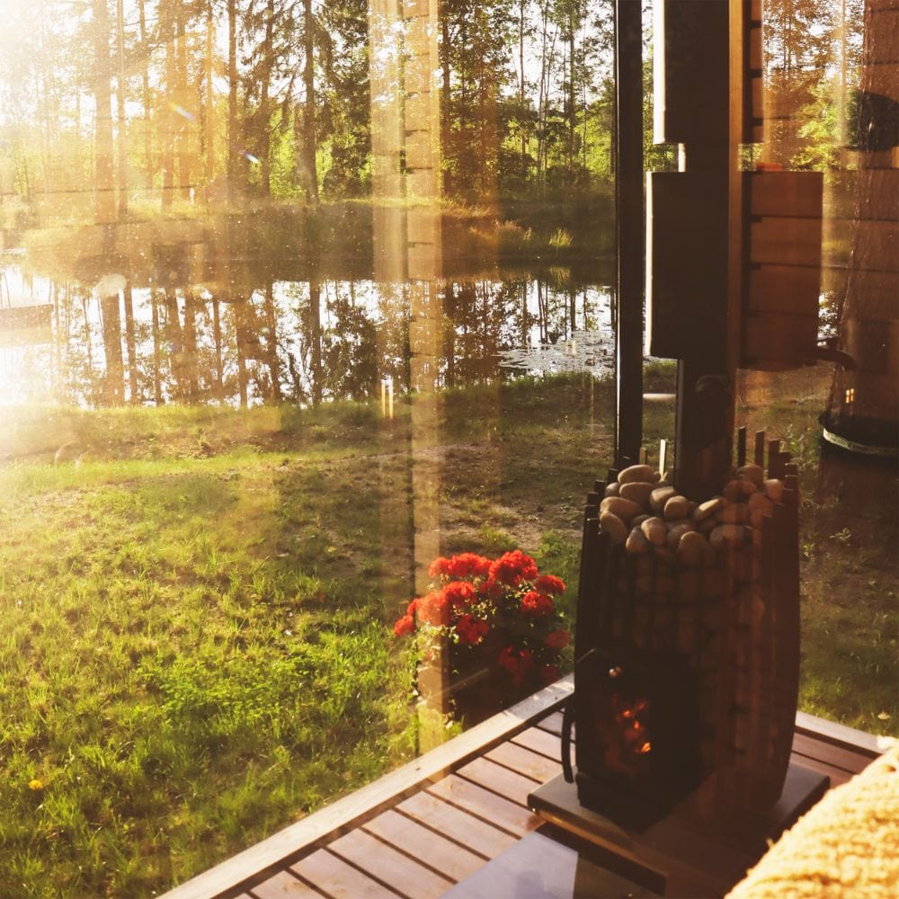 Steel construction Black color Mild and long-lasting heat