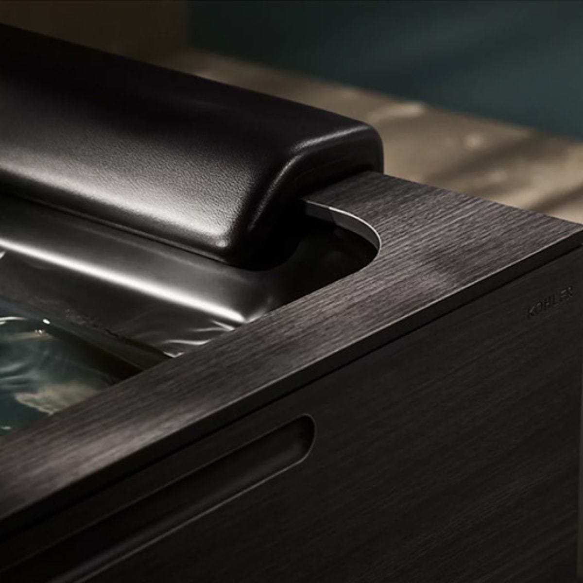 Featuring easy temperature tracking